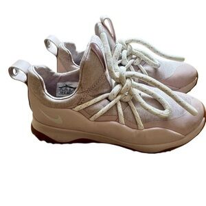 Nike City Loop Sneakers RARE Pink and Cream Thick Laces